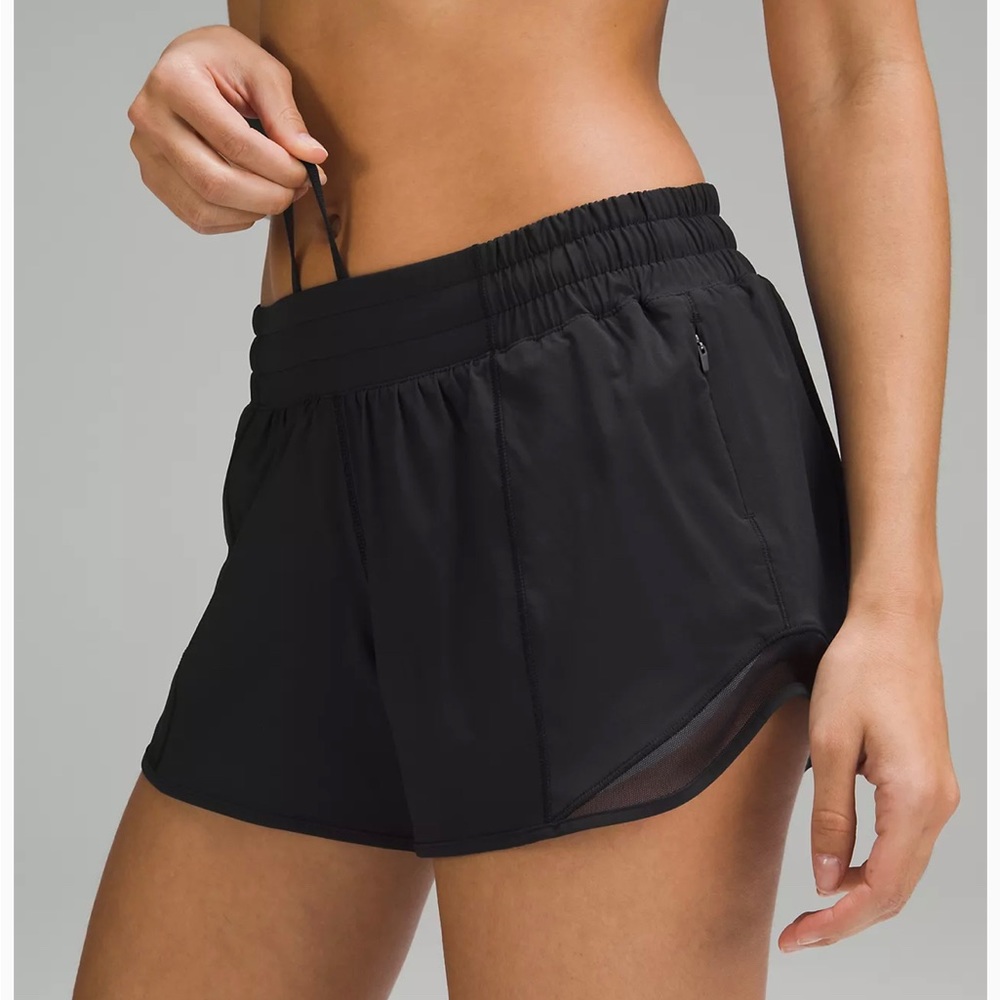 Lululemon black hotty hot shorts